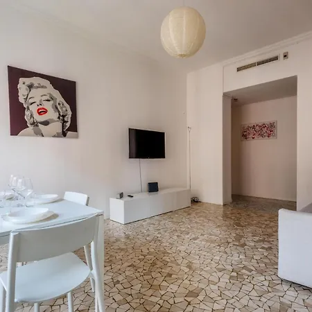 Spacious And Elegant House In Brera By Easylife شقة *
